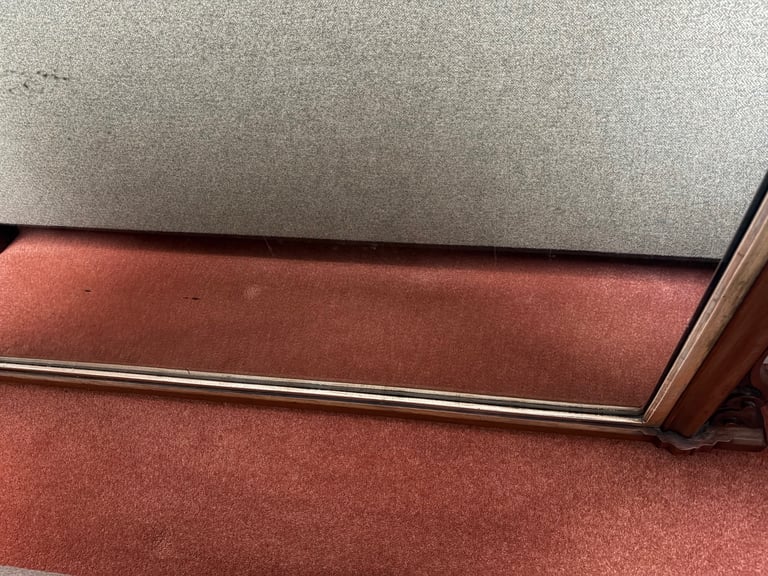 Victorian over mantle mirror in good condition