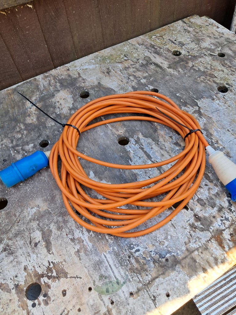 13.5 metre caravan hook up lead 