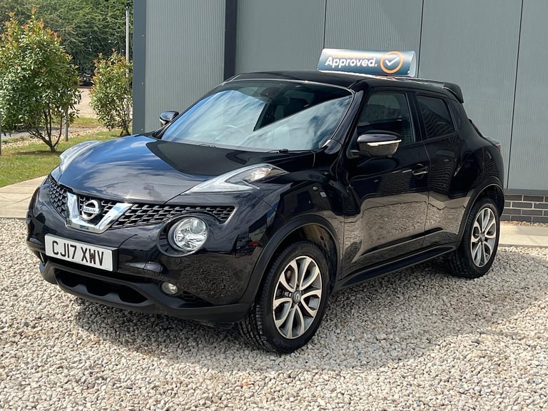 NISSAN JUKE 1.2 DIG-T Tekna Black Manual Petrol 2017