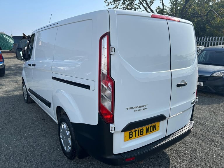 2018 Ford Transit Custom 2.0 TDCi 105ps Low Roof Van PANEL VAN Diesel Manual