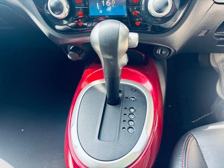 2013 Nissan Juke 1.6 Tekna 5dr CVT HATCHBACK PETROL Automatic
