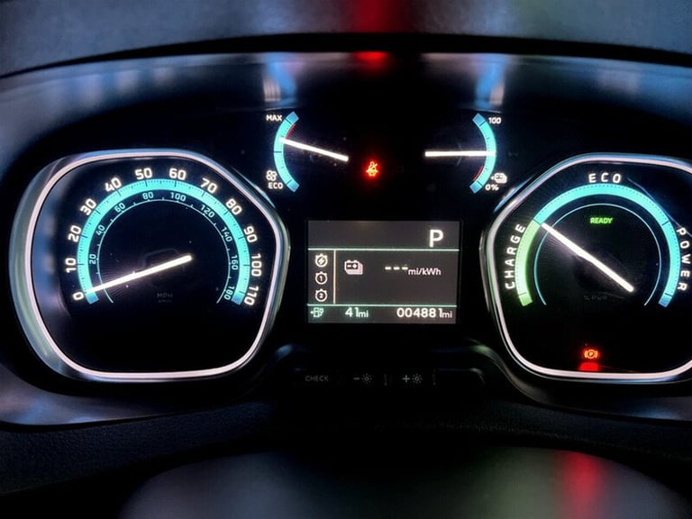 2022 Vauxhall Vivaro Electric 3100 Dynamic Panel Van Electric Automatic