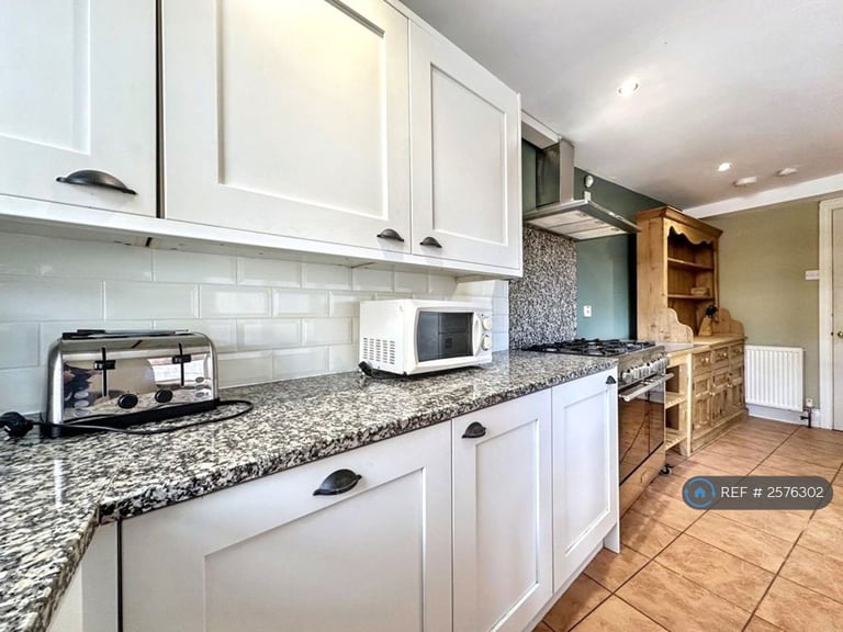 image for 4 bedroom house in Belsay Place, Newcastle Upon Tyne, NE4 (4 bed) (#2576302)