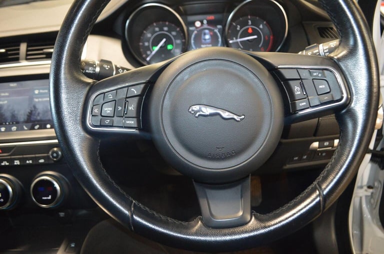 JAGUAR E-PACE 2.0 D150 S Auto AWD Euro 6 (s/s) 5dr 2018