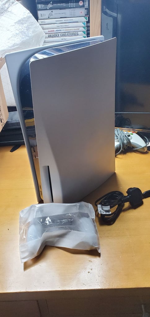 image for Ps5 disc edition, boxed, brand new controller