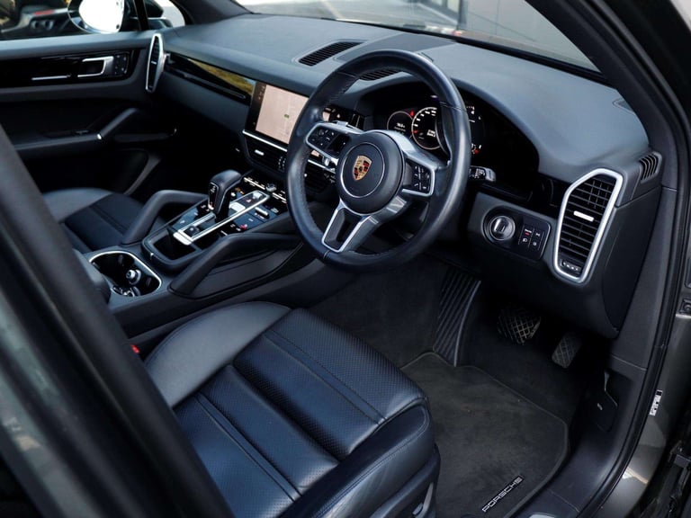 2022 Porsche Cayenne 5dr Tiptronic S ESTATE PETROL Automatic