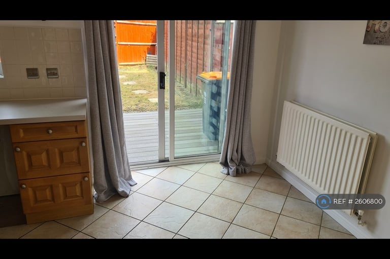 3 bedroom house in Skenfrith Mews, Newport, NP10 (3 bed) (#2606800)