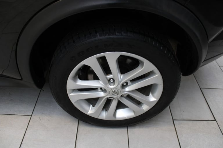 2011 Nissan Juke 1.6 DIG-T Tekna SUV 5dr Petrol Manual Euro 5 (190 ps) HATCHBACK Petrol Manual