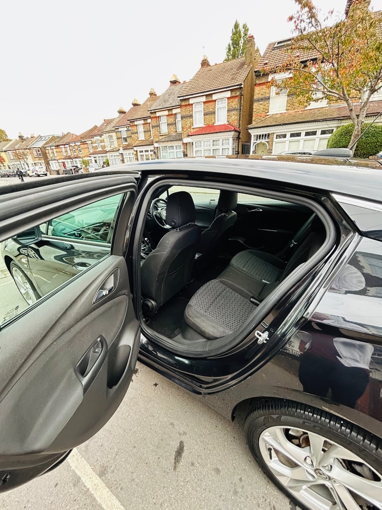 Vauxhall, ASTRA, Hatchback, 2016, Manual, 999 (cc), 5 doors