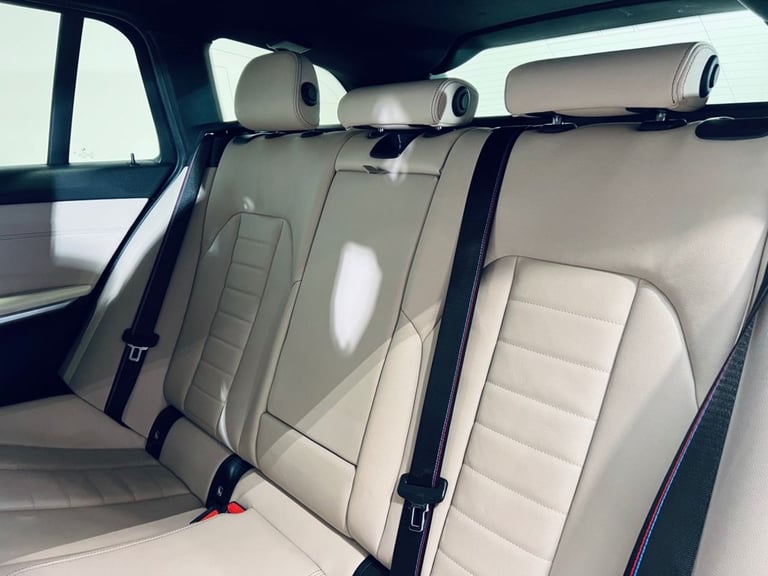 2021 BMW 3 Series 2.0 330e 12kWh M Sport Pro Edition Touring 5dr Petrol Plug-in Hybrid Auto E Est...