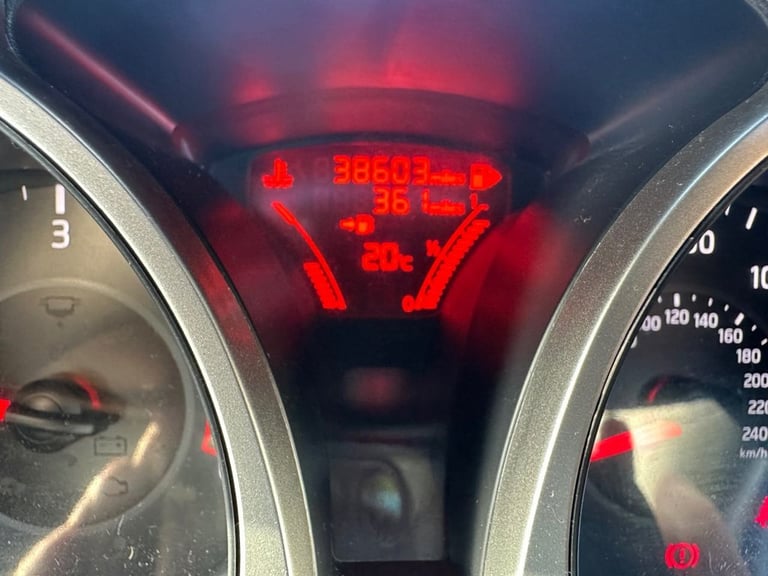 2017 Nissan Juke 1.5 dCi N-CONNECTA SUV 5dr DIESEL Euro 6 (s/s) (110 ps) WITH SERVICE HISTOR HATC...