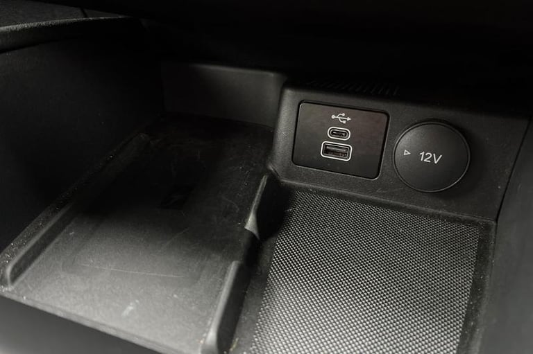 2023 Ford Kuga 2.5 FHEV Vignale 5dr CVT - POWER TAILGATE, HEATED SEATS, REVERSING CAMERA - Estate...