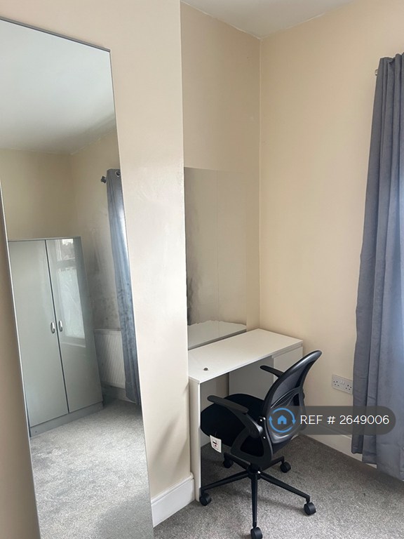 1 bedroom in Ludlow Road, Coventry, CV5 (#2649006)