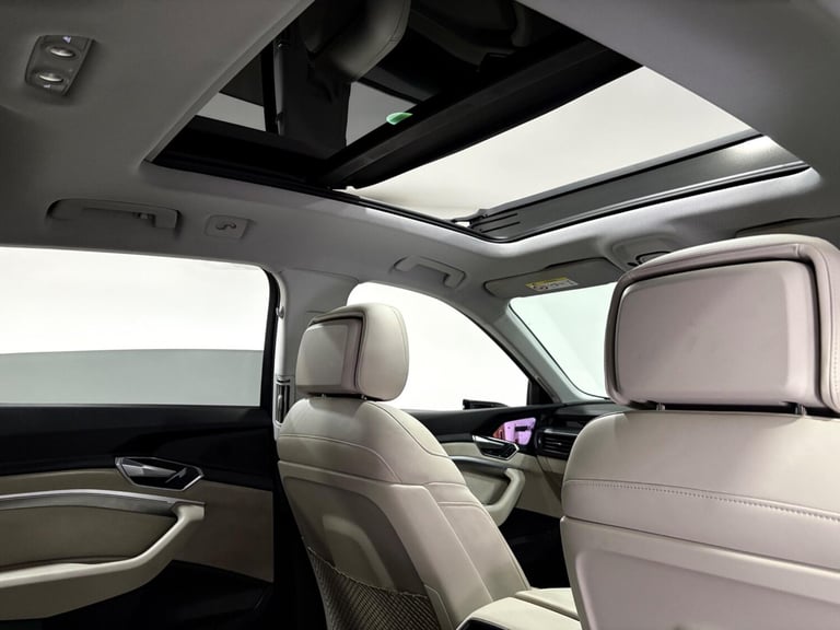  Audi e-tron 55 Launch Edition Auto quattro 5dr 95kWh Electric Automatic