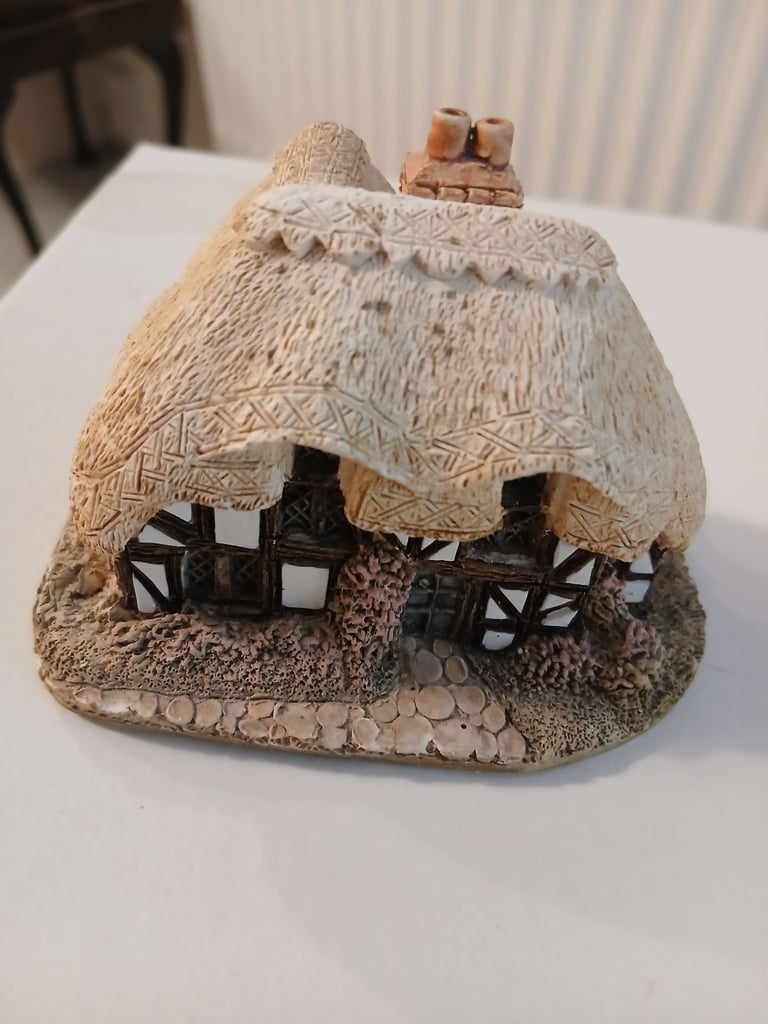 image for 2 Lilliput lane cottages 