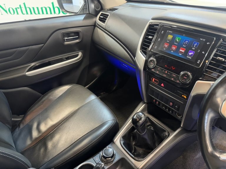 2021 Mitsubishi L200 2.2 DI-D DC Barbarian Pickup Double Cab 4dr Diesel Manual 4WD Euro 6 (s/s)  ...