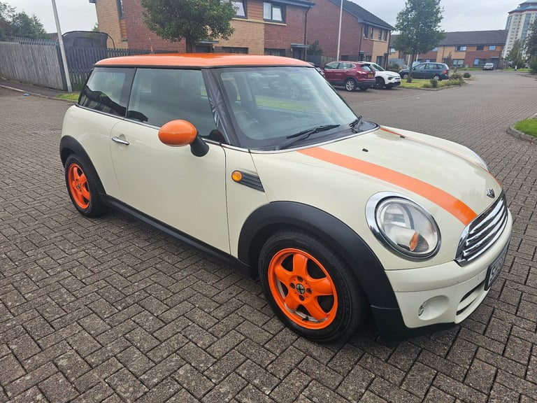 MINI COOPER D. 72MPG ONLY £20 PER YEAR ROAD TAX. 