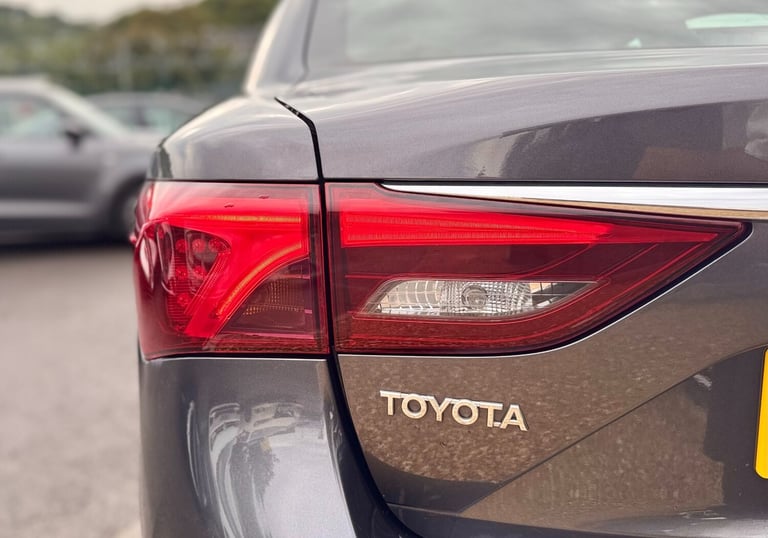2016 Toyota Avensis 1.6D Business Edition 4dr SALOON Diesel Manual