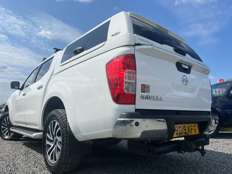 2019 NISSAN NAVARA Double Cab Pick Up Tekna 2.3dCi 190 4WD Auto LEATHER 101k