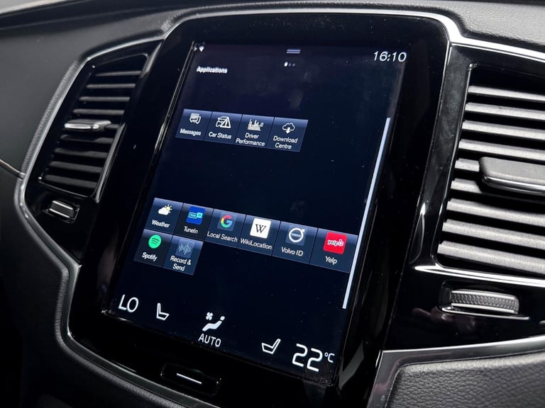 2022 Volvo XC90 2.0h T8 Recharge 18.8kWh R-Design SUV 5dr Petrol Plug-in Hybrid Auto 4WD Eu ESTAT...