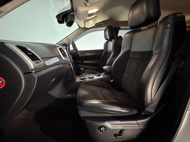 WHITE 2013 JEEP GRAND CHEROKEE S LIMITED CRD 3.0 DIESEL V6 AUTOMATIC 4WD 4X4 SUV