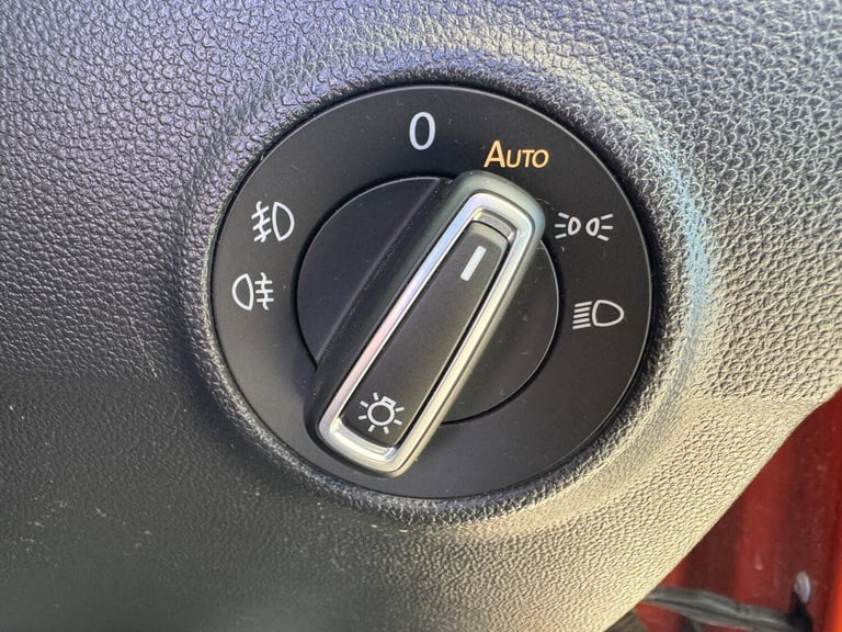 2018 Volkswagen T-Roc 1.5 TSI EVO SEL Euro 6 (s/s) 5dr HATCHBACK Petrol Manual