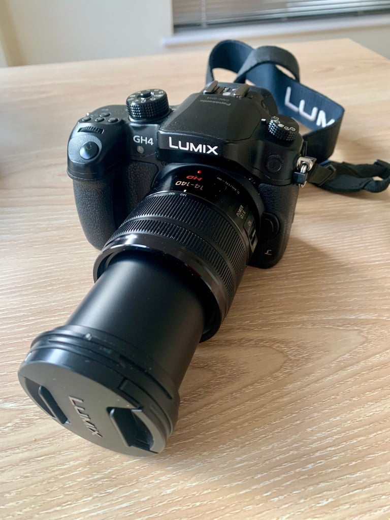 Lumix GH4 DSLR