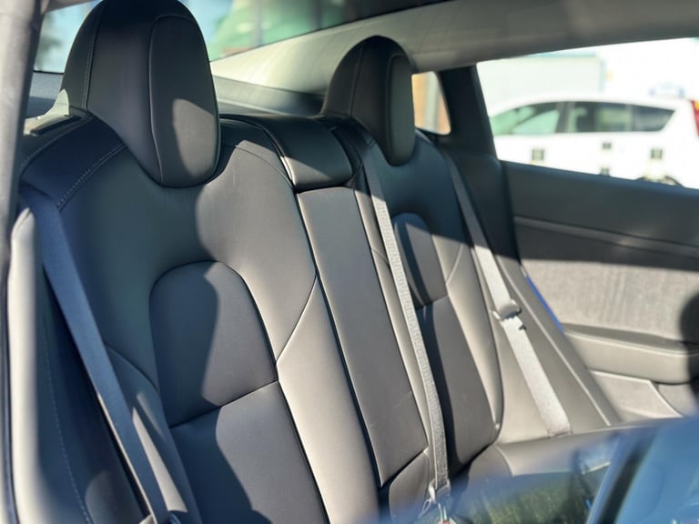 2021 Tesla Model 3 (Dual Motor) Long Range Saloon 4dr Electric Auto 4WDE (346 ps) Saloon Electric...