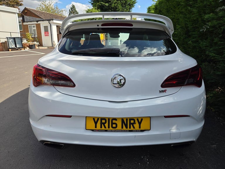 VAUXHALL ASTRA GTC 2.0 T VXR 2016