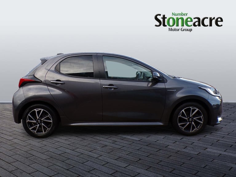 2021 Toyota Yaris 1.5 VVT-h Design Hatchback 5dr Petrol Hybrid E-CVT Euro 6 (s/s) (116 ps) HATCHB...
