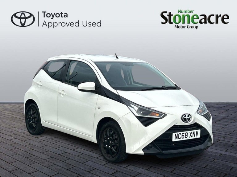 image for 2019 Toyota AYGO 1.0 VVT-i x-play Hatchback 5dr Petrol Manual Euro 6 (71 ps) HATCHBACK Petrol Manual