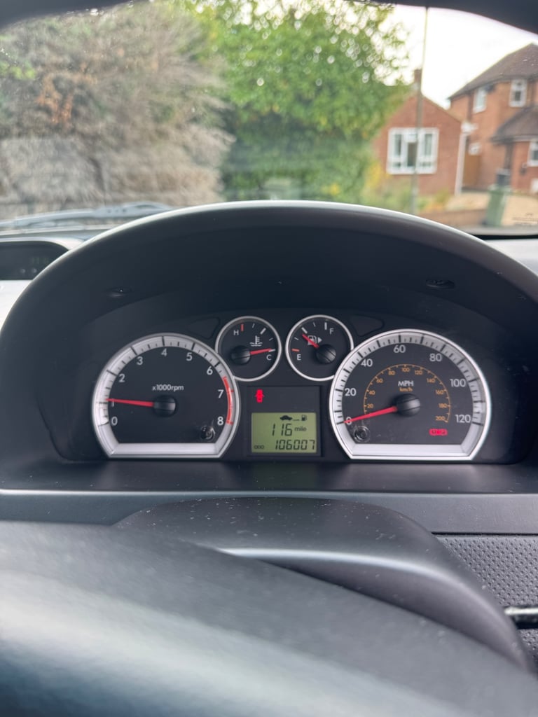 Chevrolet, AVEO, Hatchback, 2011, Manual, 1206 (cc), 5 doors