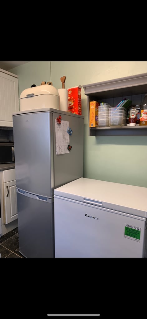 Large bedroom to let in newly refurbished house.