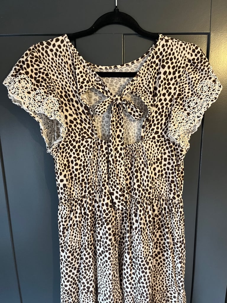 image for Cute leopard Dress