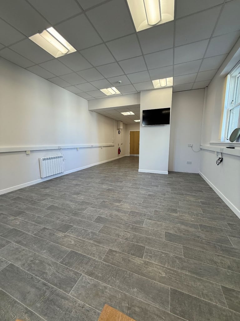 * VIEWING HIGHLY RECOMMENDED * 