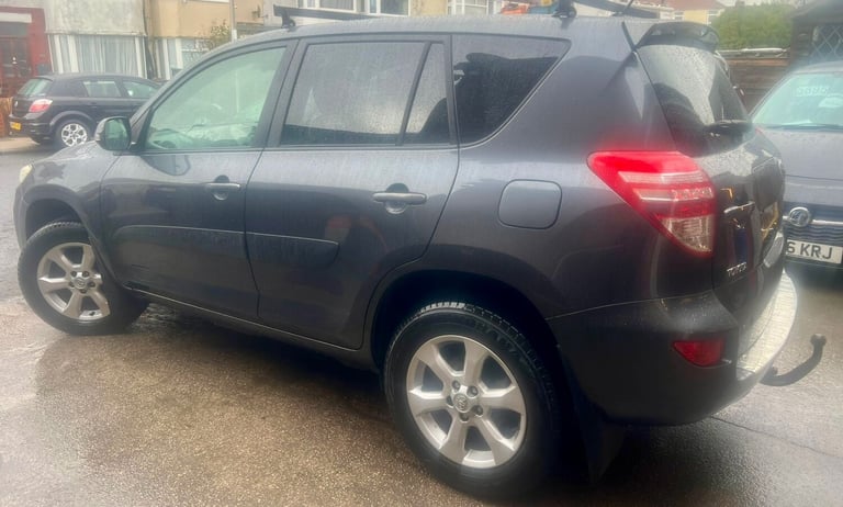2011 Toyota RAV4 2.2 D-4D XT-R 5dr ESTATE Diesel Manual