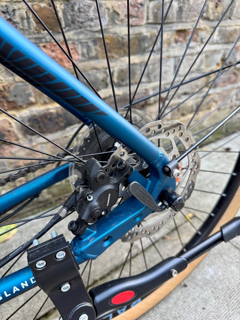 Raleigh Strava City Hybrid Bike - 50cm - Excellent Condition (Original Owner) 