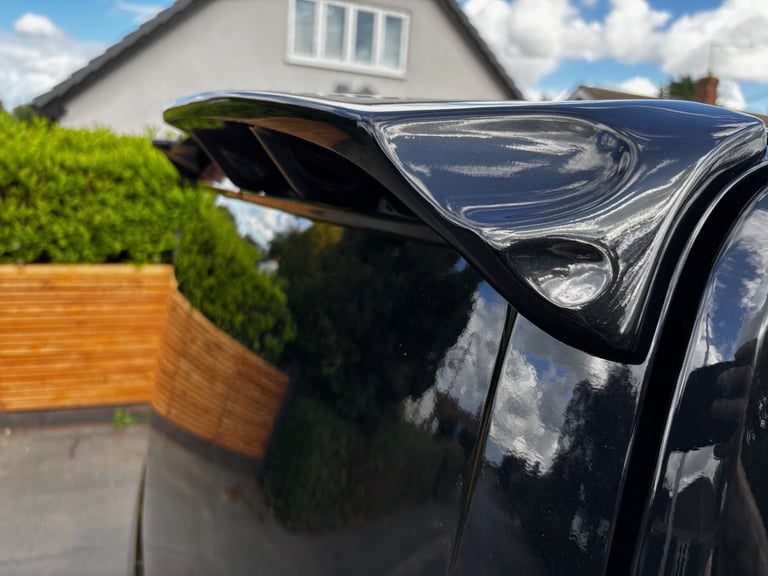 Transit Custom 2.0 EcoBlue Limited Predator Van 