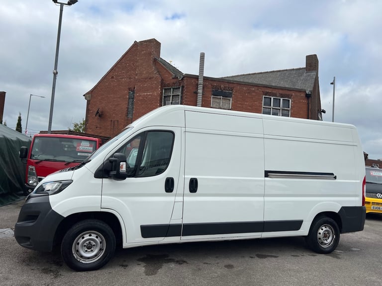 image for 2018 Peugeot Boxer LWB H 2  huge van low miles 100 k Euro 6 No bat £7990