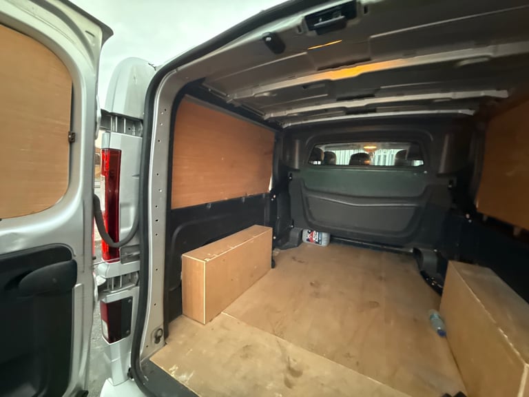 2021 Renault Trafic LL30 ENERGY dCi 170 Sport Nav Van EDC WINDOW VAN Diesel Automatic