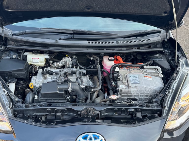 2025 Toyota Aqua 5 Doors Hatchback HYBRID ELECTRIC Manual