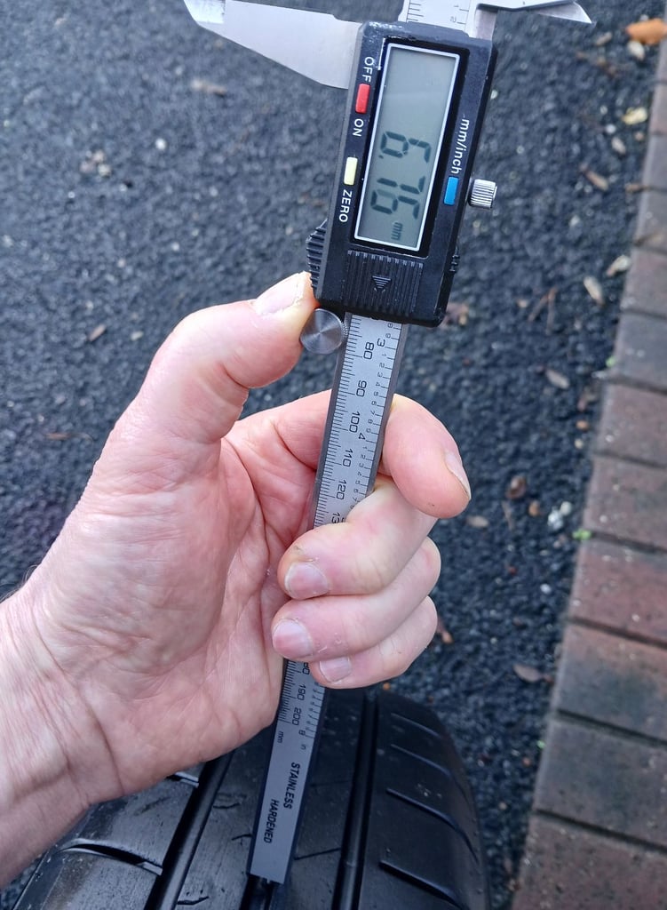 VW caddy wheel, steel,Volkswagen part 2K061027B with 195/65/15 premium tyre 7mm tread