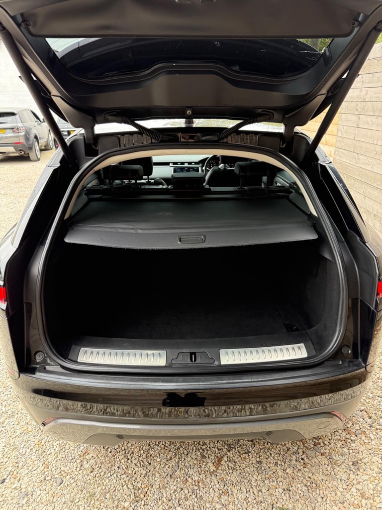 LAND ROVER RANGE ROVER VELAR 2.0 D240 SE 2018