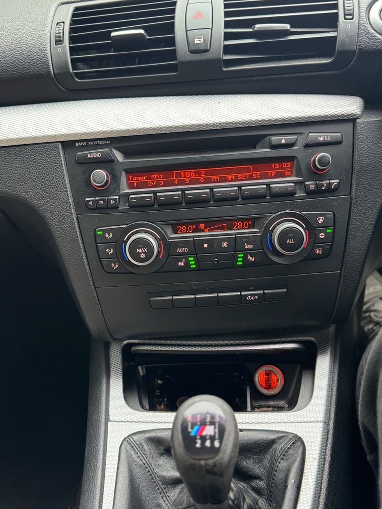 BMW, 1 SERIES, Coupe, 2011, Manual, 1995 (cc), 2 doors