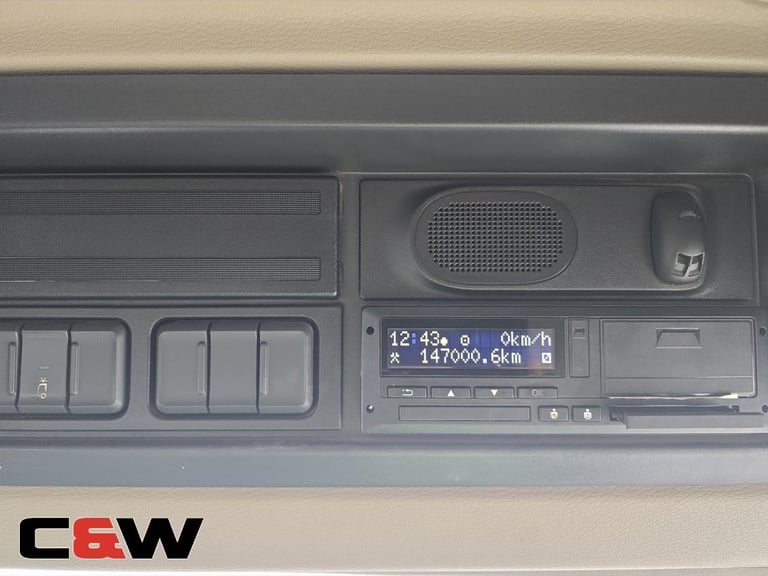 2022 (22) DAF FA LF 230 18T 4x2 Skip Loader - 147,000KMS