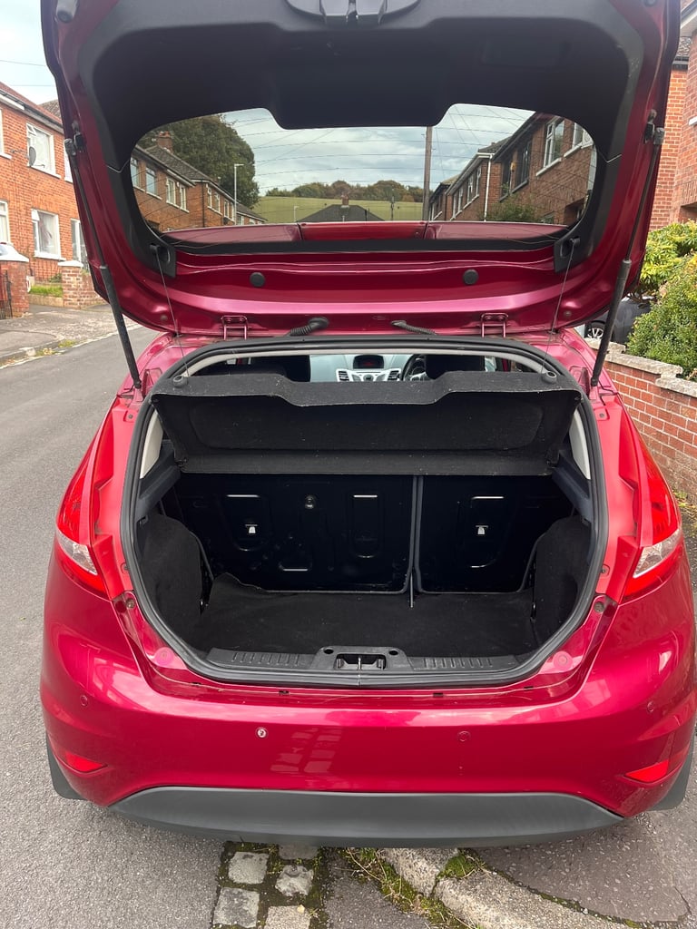 Ford, FIESTA, Hatchback, 2009, Manual, 1388 (cc), 5 doors