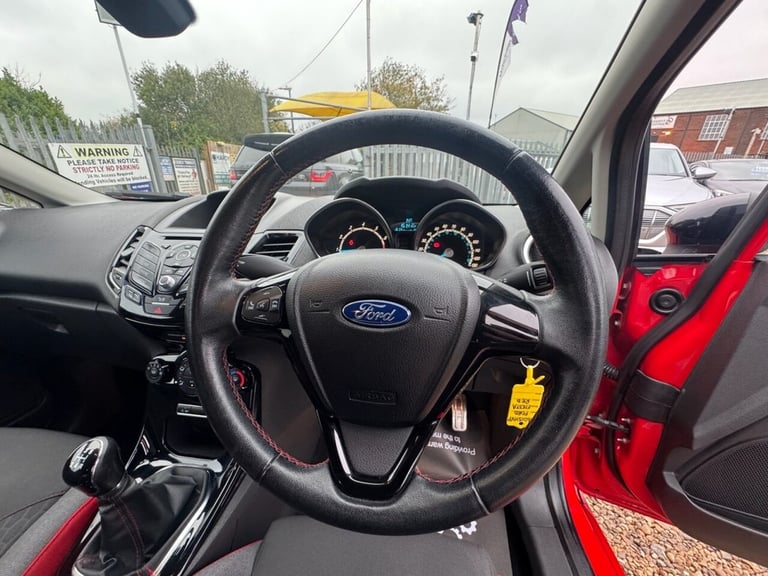 2015 Ford Fiesta 1.0 EcoBoost 140 Zetec S Red 3dr HATCHBACK PETROL Manual