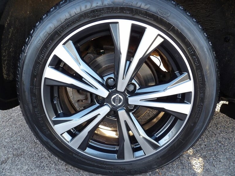 2017 Nissan Qashqai 1.5 dCi N-Connecta 5dr HATCHBACK DIESEL Manual