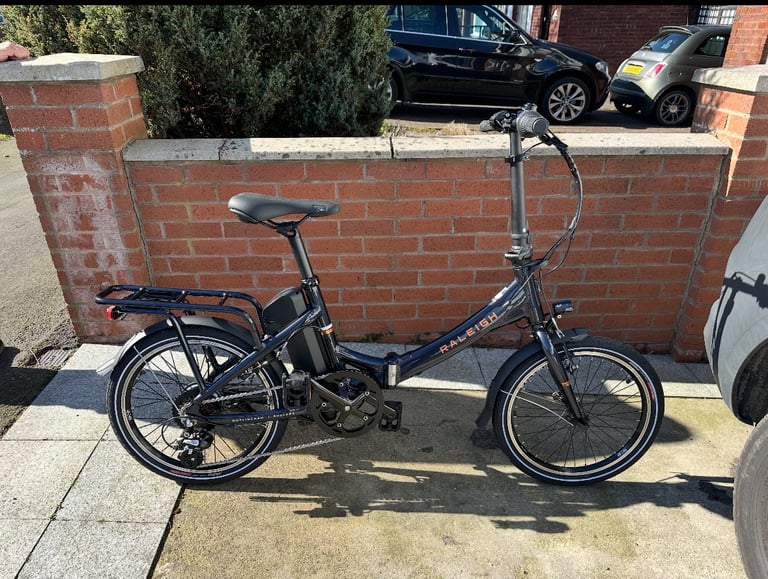 image for Raleigh Stow-e-Way Electric Folding Bike - 20 inch Wheel 