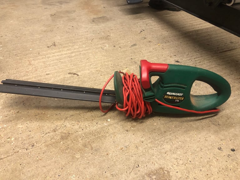 Qualcast hedge trimmer